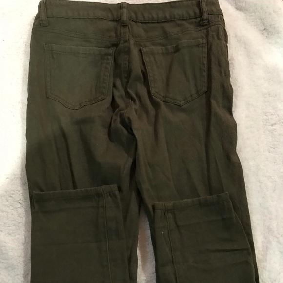 Size 7 green skinny jeans - Picture 3 of 3